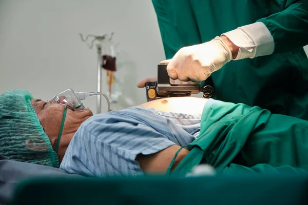 Médico Profesional Uci Rcp Ayuda Desfibrilar Para Seguridad Vida Cirugía —  Fotos de Stock