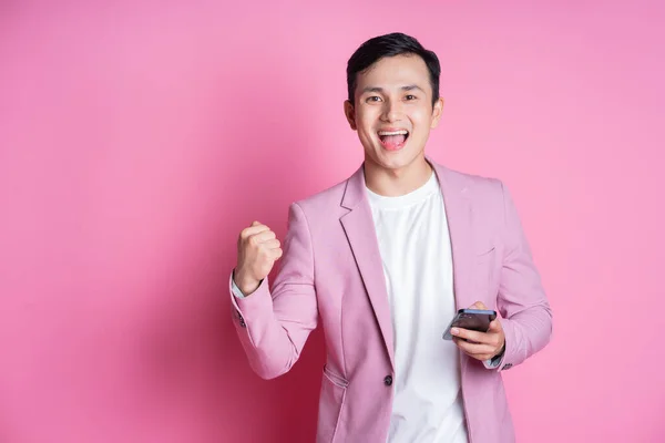 Porträt Eines Jungen Asiatischen Mannes Rosafarbenen Anzug Der Hintergrund Posiert — Stockfoto