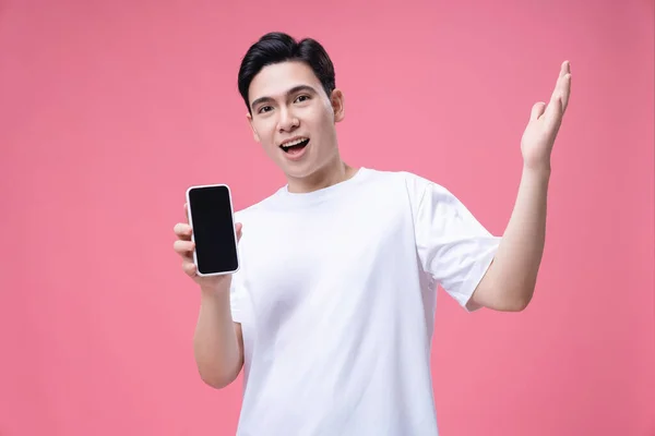 Młody Azji Człowiek Pomocą Smartfona Tle — Zdjęcie stockowe