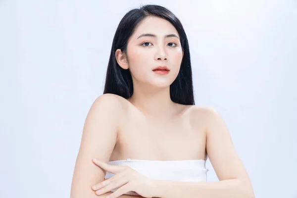 Asyalı Genç Bir Kadının Güzel Görüntüsü — Stok fotoğraf