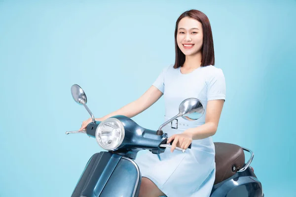 Jovem Asiático Mulher Moto — Fotografia de Stock