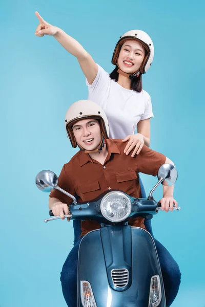 Young Asian Couple Ride Scooter Background — Stock Photo, Image