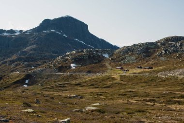 Karlı Dağlarla Jotunheimen Manzarası