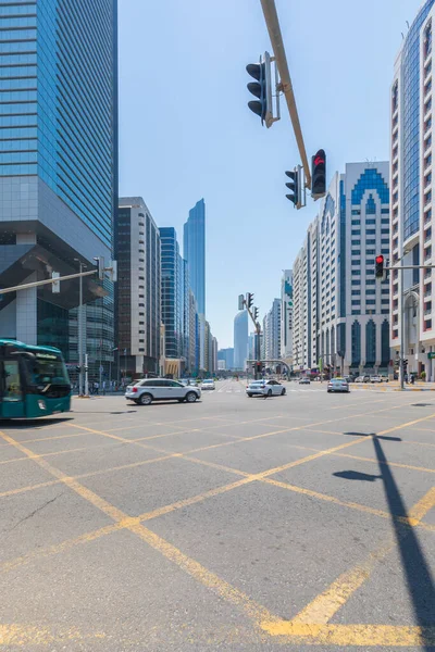Abu Dhabi Оаэ Апреля 2022 Года Улицы Небоскребы Абу Даби — стоковое фото