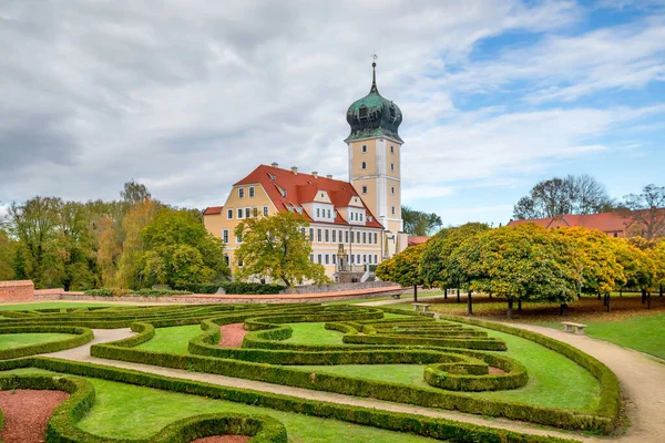Delitzsch Německo Pohled Barokní Zámek Zahradu — Stock fotografie