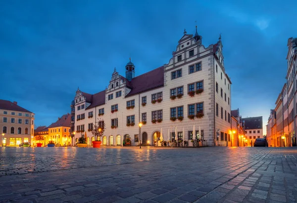 Torgau Blick Auf Das Gebäude Des Historischen Rathauses Der Dämmerung — Stockfoto