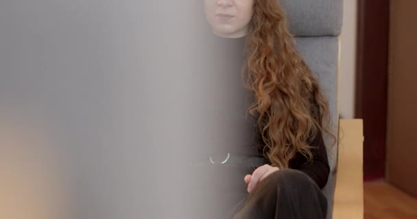 Meisje Afspraak Met Psychotherapeut Indoor Portret Positieve Herinneringen Maken Een — Stockvideo