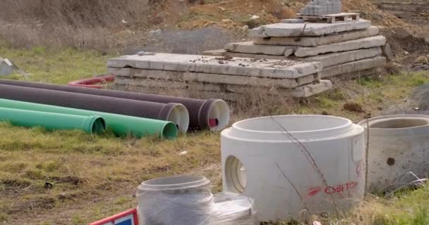 Des Débris Construction Reposent Sur Sol Dalles Béton Empilées Hauteur — Video