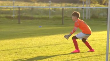 Genç ve hırslı bir kaleci, CZ, Kladno, 1.10.24 