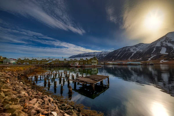 Siglufjordur Liten Fiskeby Norra Island Som Har Etablerat Sig Som — Stockfoto