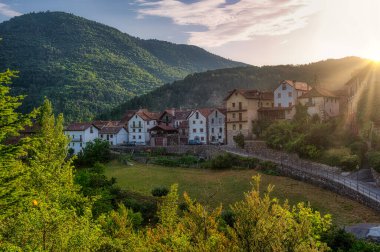 Ans, İspanya 'nın Aragn özerk bölgesinde, Huesca eyaletine bağlı belediyesi. Jacetania bölgesine ait..
