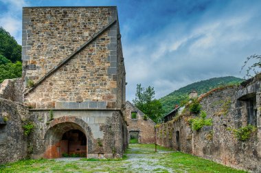 Kraliyet Silah ve Mühimmat Fabrikası 1784 yılında İspanya Kralı III. Charles 'ın emriyle Orbaizeta belediyesinde kurulmuş bir kraliyet fabrikasıdır..