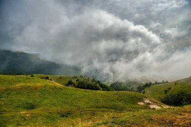 Navarra, İspanya Pireneleri 'nin manzaraları