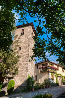 Gavn, Aragon 'un Huesca ilinin Alto Glalego ilçesine bağlı bir İspanyol şehridir. İspanya