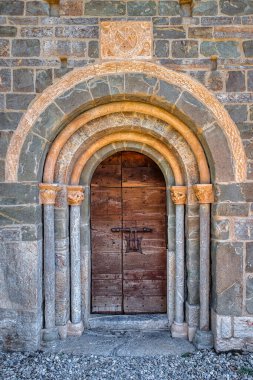 Coll Town in The Boh Valley, Katalanca Alta Ribagorza bölgesinin en büyük belediyesidir..