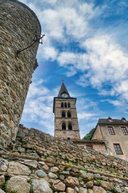 Artis, Valle de Arn bölgesinde, Artis ve Garların üçüncüsünde yer alan Alto Arn belediyesine bağlı bir yerleşim birimidir. Lleida, Katalonya, İspanya.