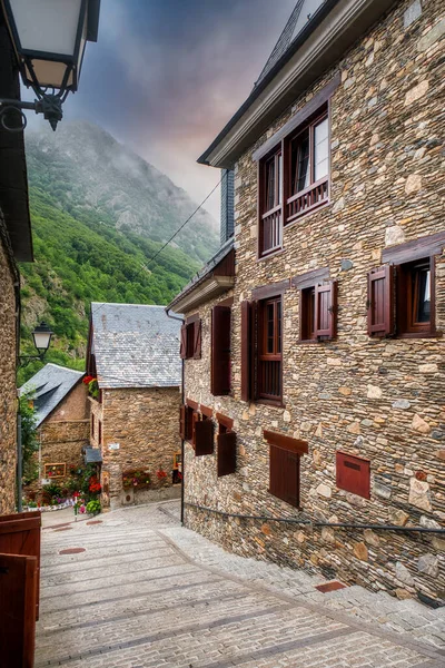 Bagerque, Katalonya Özerk Topluluğu 'nun Lrida iline bağlı Alto Arn belediyesinin bir İspanyol nüfus türüdür..