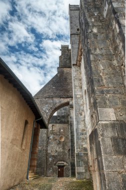 Saint-Bertrand-de-Comminges, Fransa 'nın Midi-Pyrnes bölgesinde yer alan bir komündür. Fransa 'nın en güzel şehirleri kategorisinde sınıflandırılmıştır.