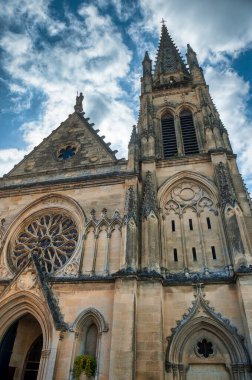 Cadillac, Fransa 'nın Gironde ilinin Aquitaine bölgesinde yer alan bir kasabadır. Fransa