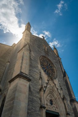 Langon, Fransa 'da Gironde ilinin Yeni Aquitaine bölgesinde yer alan bir kasabadır. Fransa.-
