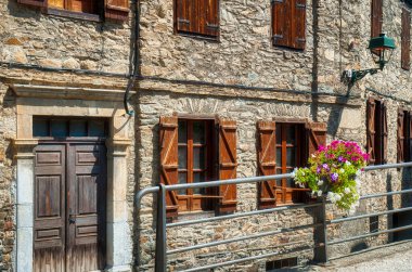 Es Bordes, Katalonya 'nın Lerida ili' nde Aran Vadisi 'nin batısında bulunan bir belediyedir.