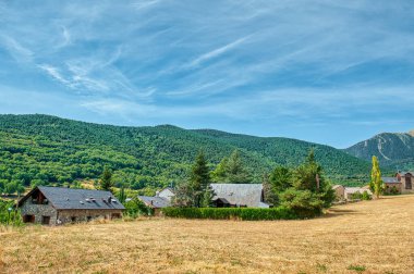 Oğlu İspanya 'nın Katalonya eyaletinde, Lerida ili Alto Aneu ilçesine bağlı bir beldedir.