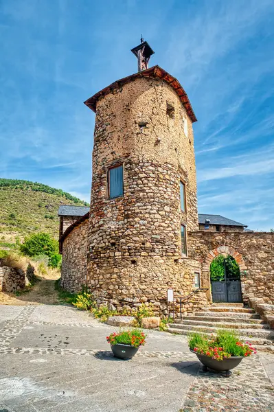 Stock image Son is a town in the municipality of Alto Aneu, in the province of Lerida, Catalonia, Spain._