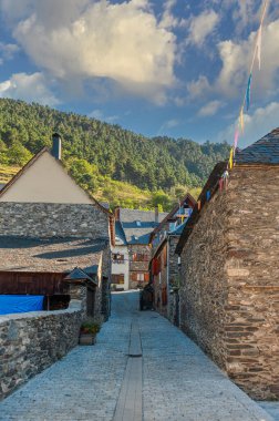 Vilamos İspanya 'nın Katalonya özerk bölgesinin Valle de Arn bölgesinde bulunan bir belediyedir..