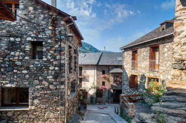 Bohi veya Boi, Lerida ilinin kuzeybatısında bulunan Valle de Bohi belediyesine bağlı bir kasabadır..