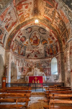 Saint Anne Castillon de Larboust Kilisesi, Fransa.