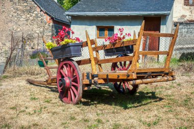 Castillon-de-Larboust, Fransa 'nın Midi-Pyrnes bölgesinde yer alan bir şehirdir..
