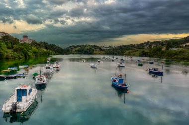 San Vicente de la Barquera İspanya 'nın Cantabria eyaletinde yer alan bir şehirdir.