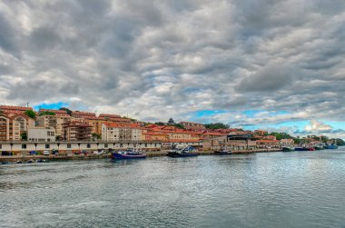 San Vicente de la Barquera İspanya 'nın Cantabria eyaletinde yer alan bir şehirdir.