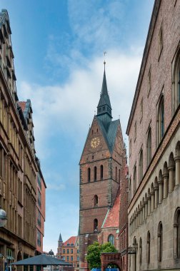 Hannover, Almanya 'nın Aşağı Saksonya eyaletinin başkentidir.).