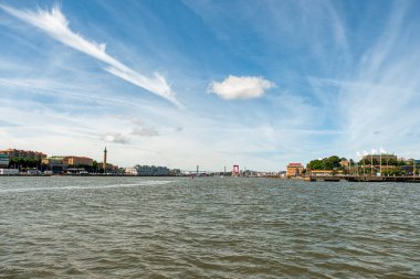 Göteborg, İsveç 'in batı kıyısında, Gta Nehri' nin ağzında yer alan büyük bir şehir.