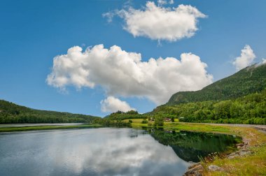 FI, Buskerud, Norveç manzaraları.