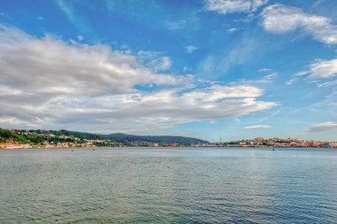 Ferrol, Galiçya 'nın La Corua eyaletinde yer alan bir şehirdir. Adının geçtiği bölgenin başkentidir. İspanya