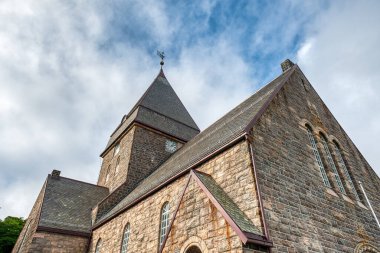 Kristiansund Norveç 'in Mre og Romsdal iline bağlı bir şehirdir.