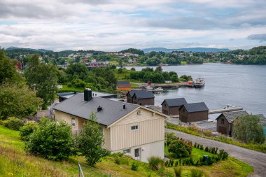 Sula es un municipio de la provincia de Mre og Romsdal en la regin de Vestlandet, Noruega clipart