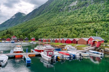 Stordal, Norveç 'in Vestlandet bölgesinde More og Romsdal iline bağlı bir belediyedir..