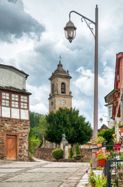 Taramundi, Asturias ilinin Asturias ilçesine bağlı bir belediyedir. Taramundi, Afrika ülkesi Lugo 'nun toplamda var olan bir şehirdir. İspanya