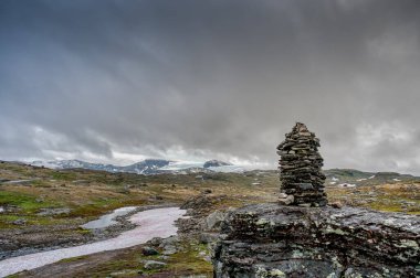 Üst vadiler. Lom, Norveç 'in Oppland iline bağlı bir belediyedir. Gudbrandsdal bölgesinin bir parçasıdır..