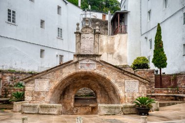 Mondoedo İspanya 'nın otonom bölgelerinden biri olan Galiçya' nın kuzeybatısında bulunan Lugo eyaletine bağlı belediyesi. La Maria Central bölgesinde yer almaktadır.