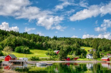 Valsofjord, Norveç 'in Mre og Romsdal ilçesine bağlı eski bir belediyedir..