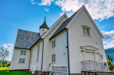 Mo i Rana, Norveç 'in Nordland ilinin Rana ilçesine bağlı Kuzey Kutup Dairesi' ne bağlı bir köydür..