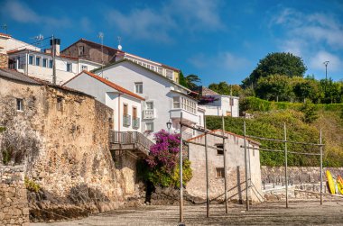 Ares, İspanya 'nın La Coruna eyaletinde yer alan bir belediyedir..