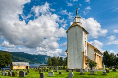 Valsofjord, Norveç 'in Mre og Romsdal ilçesine bağlı eski bir belediyedir.