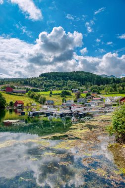Valsofjord, Norveç 'in Mre og Romsdal ilçesine bağlı eski bir belediyedir.