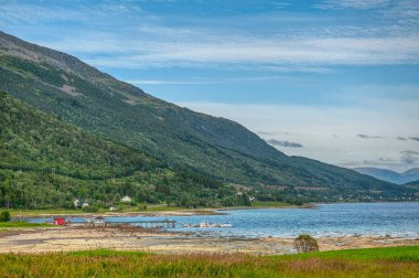 Kongsvik, Norveç 'in Hinnoya ilinin Tjeldsund ilçesine bağlı bir köydür.