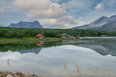 Ballangen, Norveç 'in Nordland ilinin kuzeybatısında bulunan bir belediyedir..
